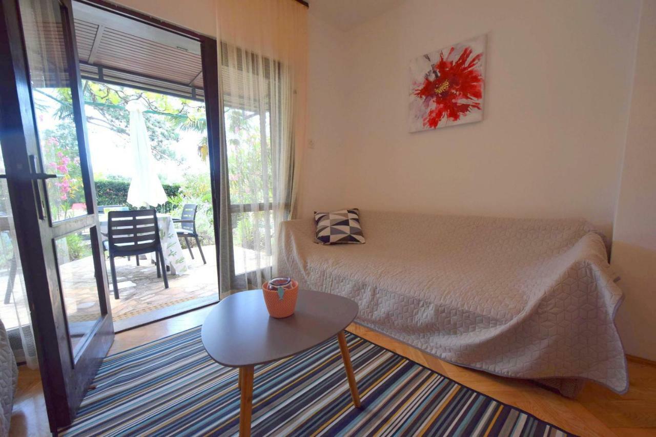 Apartments Jadanec Malinska Εξωτερικό φωτογραφία
