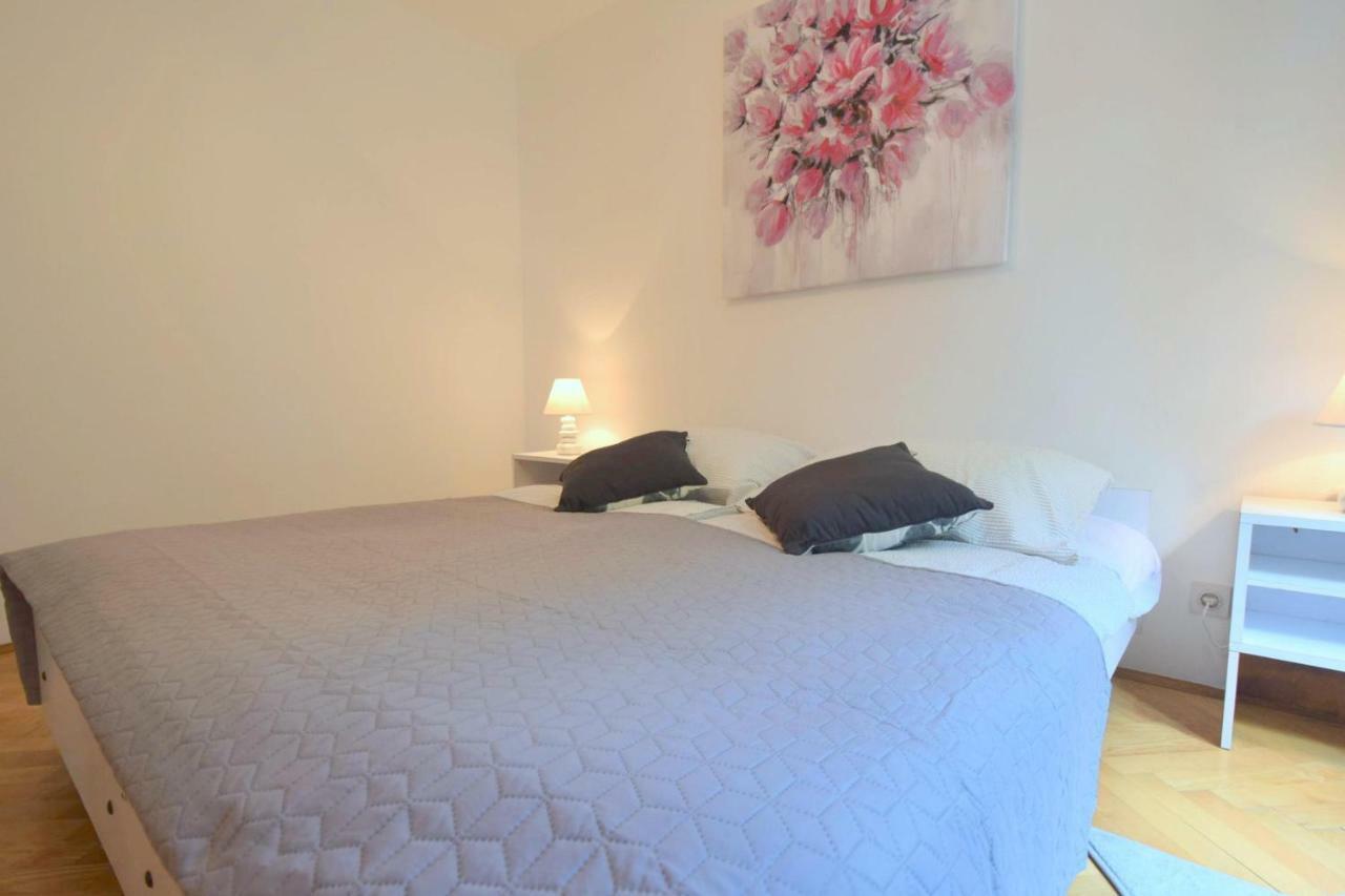 Apartments Jadanec Malinska Εξωτερικό φωτογραφία