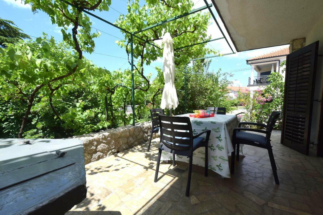 Apartments Jadanec Malinska Εξωτερικό φωτογραφία