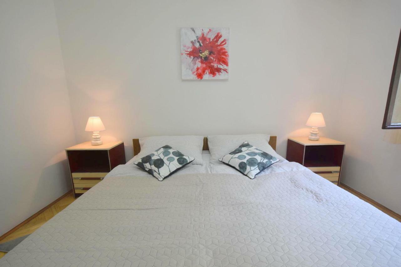 Apartments Jadanec Malinska Εξωτερικό φωτογραφία