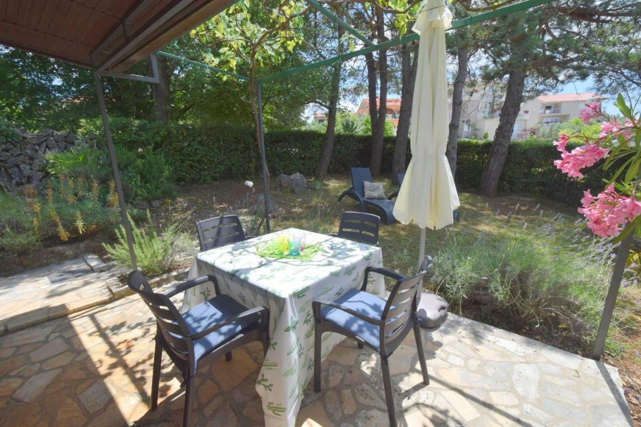 Apartments Jadanec Malinska Εξωτερικό φωτογραφία