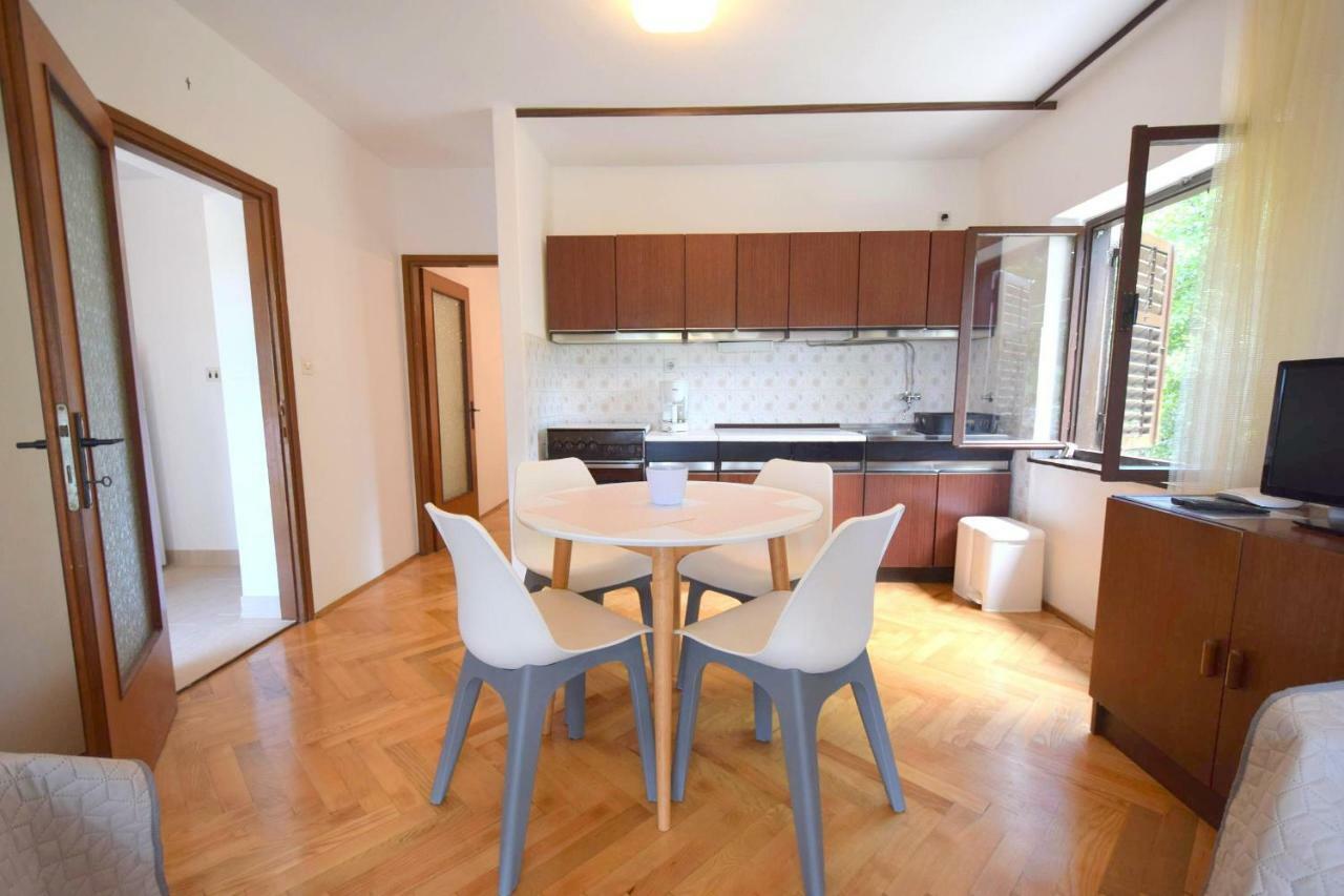 Apartments Jadanec Malinska Εξωτερικό φωτογραφία