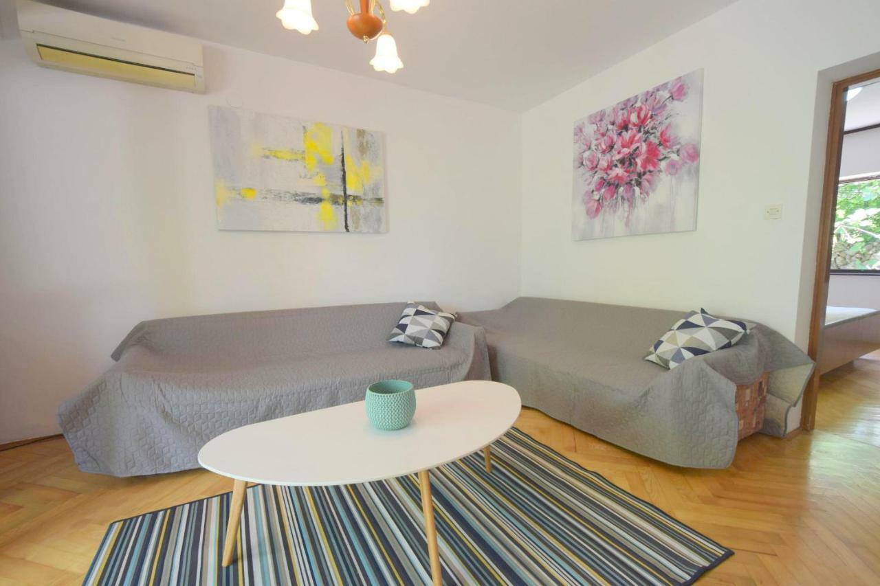 Apartments Jadanec Malinska Εξωτερικό φωτογραφία